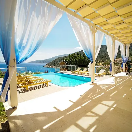 Villa Dream Land - 4+1 Ozel Plajli Kiralik